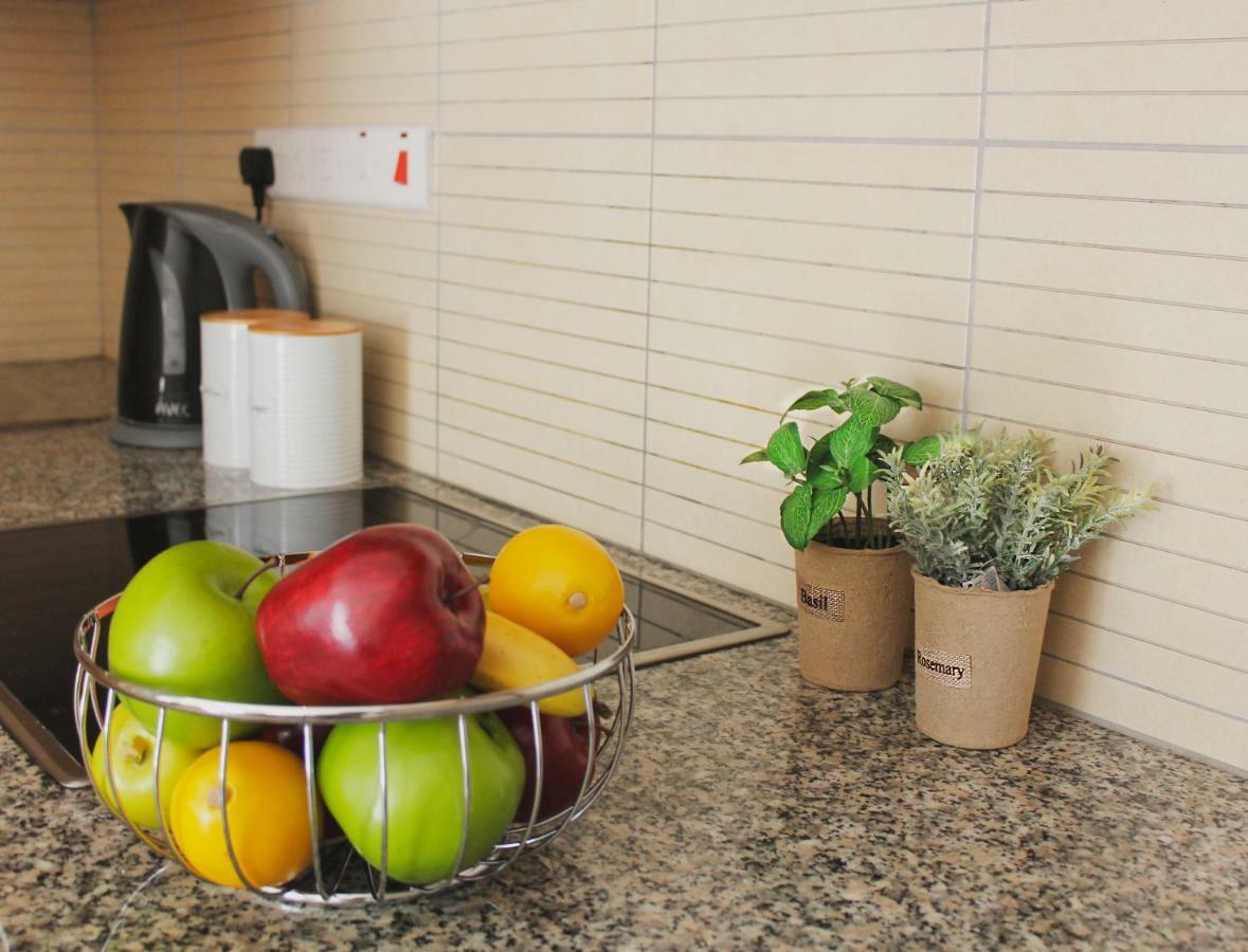 St. Mamas Apts Scala ภายนอก รูปภาพ